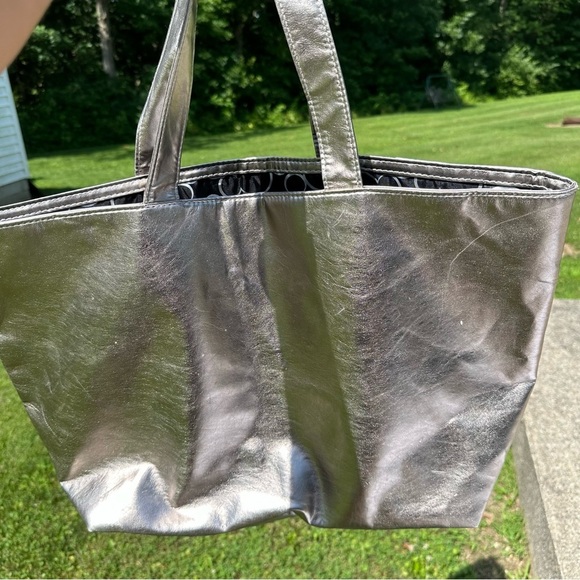 Disney Parks Original Tote Bag Metallic Silver Dual Handles Mickey Mouse - Picture 2 of 11